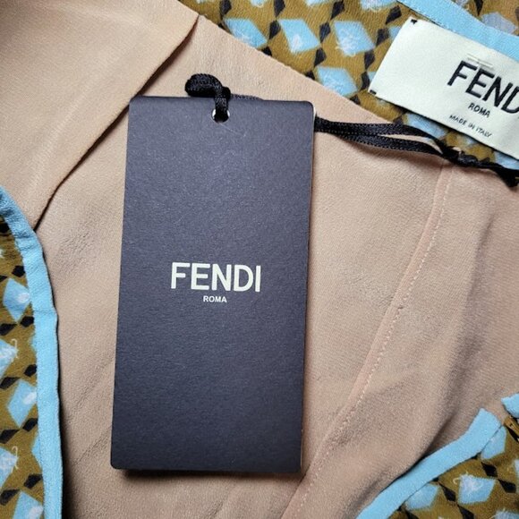 NWT FENDI Gonna Fan Karligraphy Pleated Skirt Sz 44 US 8 100% Silk - Picture 10 of 14